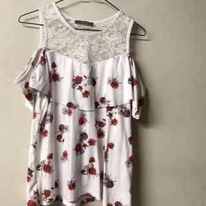 Floral Cold Shoulder Suzy Shier Top - M/M